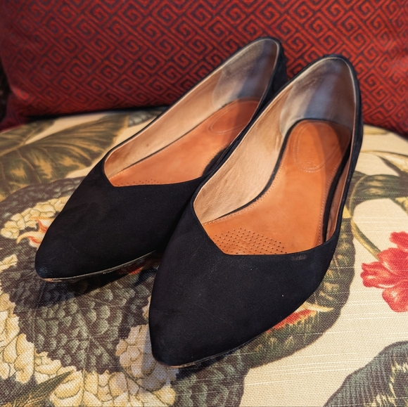 Corso Como Black Suede Ballet Flats. 8M. - Picture 1 of 5